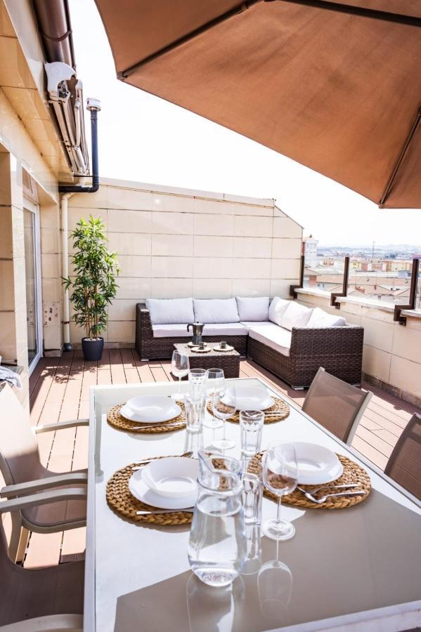 Lujoso Atico Entre 2 Playas Con Garaje, Terraza, Vistas Y Wifi Gijón Exterior foto